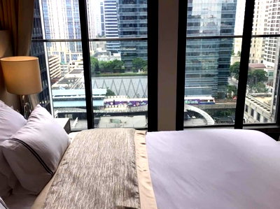Condos for rent : Condo for rent Noble Ploenchit  1 bedroom, beautiful view, fully furnished.  Ready to move in, next to BTS Ploenchit station.