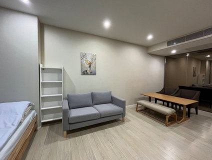 รูปภาพ ให้เช่า The Room Sukhumvit21. สตูดิโอ 37ตร.ม. Line id: @pfagent