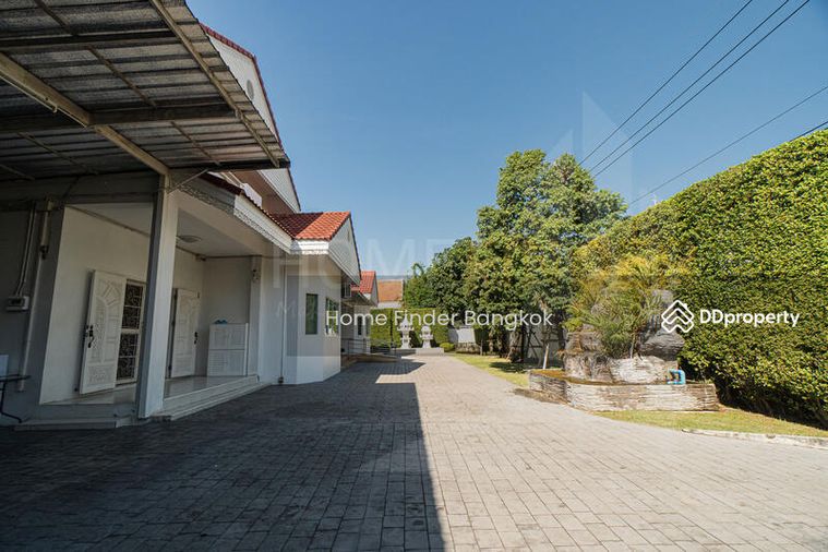 ขายบ้านเดี่ยว 4 ห้องนอน 350 ตร.ม. 239 ตร.ว. เขตจตุจักร
