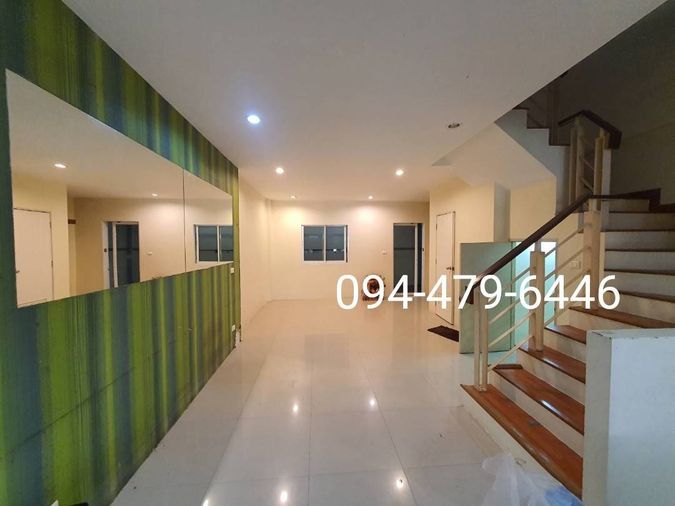ขายทาวน์โฮม 3 ห้องนอน 188 ตร.ม. 21 ตร.ว. สรัญทร พุทธบูชา 36