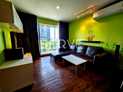 คอนโดให้เช่า : 1 นอน มีอ่าง ห้องใหญ่ 54 ตร.ม. ทำเลดี เดินทางสะดวก คอนโดติด BTS ทองหล่อ 100 ม. ที่ Von Napa Sukhumvit 38 / ให้เช่าคอนโด