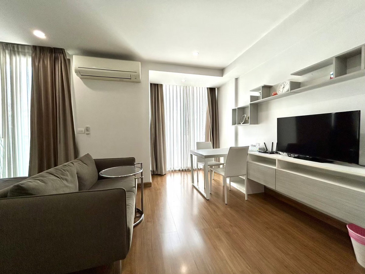 รูป ว่างพร้อมอยู่ 12เมษายน คอนโด นิมมานา ใจกลางนิมมาน ซอย6 วิวสระ  082-389-9314 คุณบู - รูปที่ 12/20