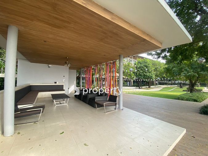 333 Riverside