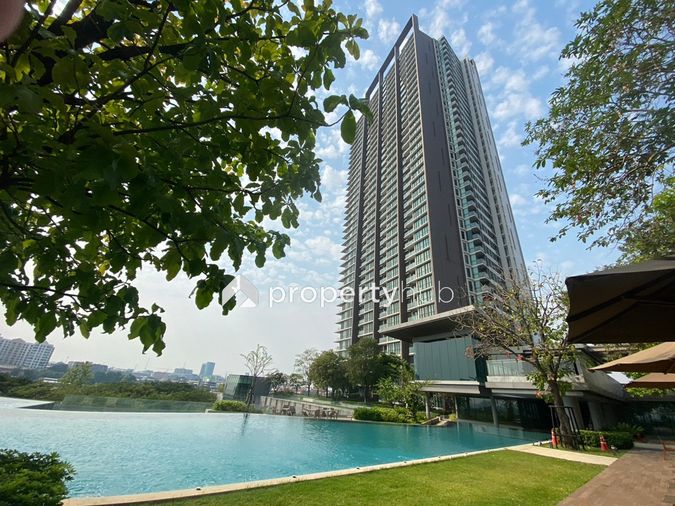 333 Riverside
