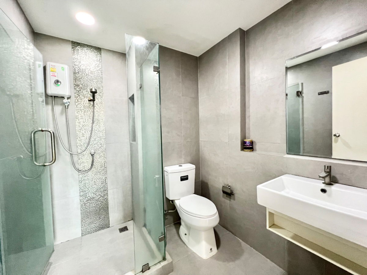 picture ❗️Best price 8000❗️Large room, pool view, Happy Condo Donmueang the Terminal 📲Contact call/Line 099-289-1569 - 4/12