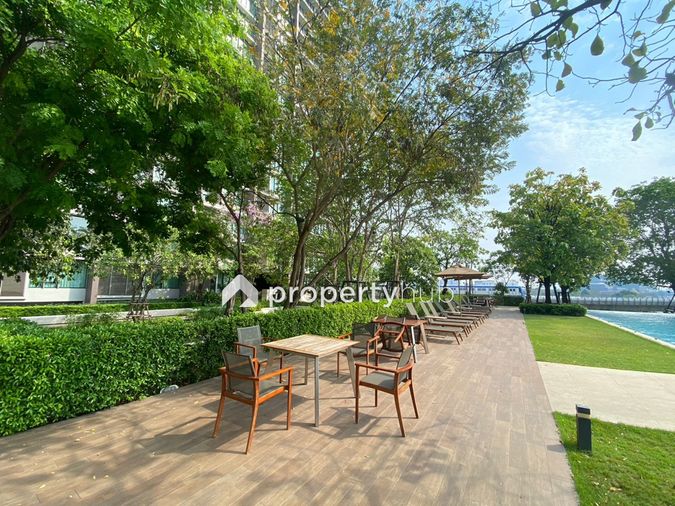 333 Riverside