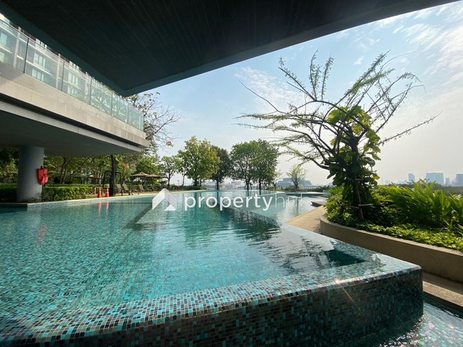333 Riverside