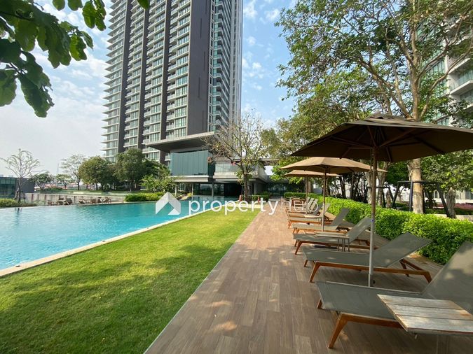 333 Riverside