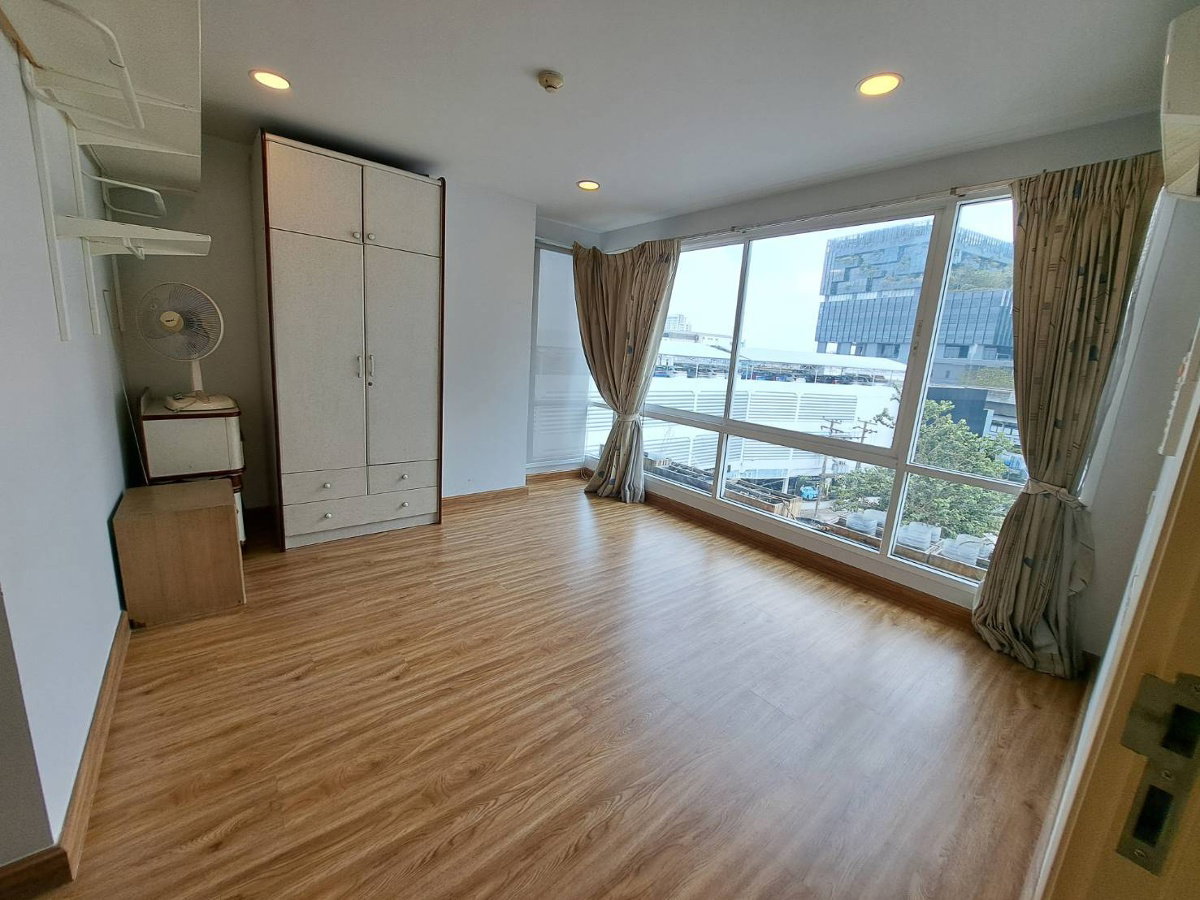 picture 22,000 baht/month 2/2 bed Lecrique sukhumvit64/2 BTS Punnawiti - 5/11