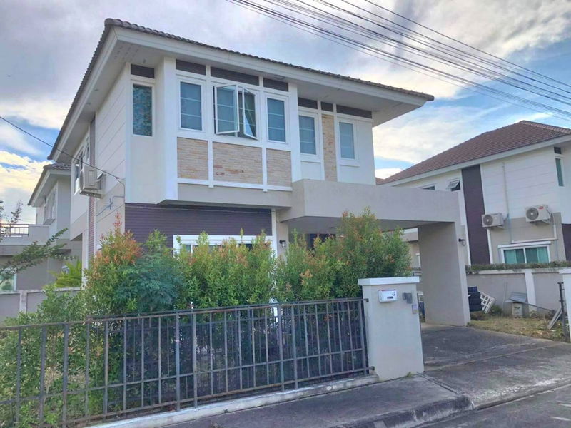 ขายบ้านเดี่ยว : Ph0318 ขายบ้านด่วนๆ 3 นอน 3 น้ำ พื้นที่ 67 ตรว. อรสิริน แปลงมุม ราคา 3.39 ลบ.