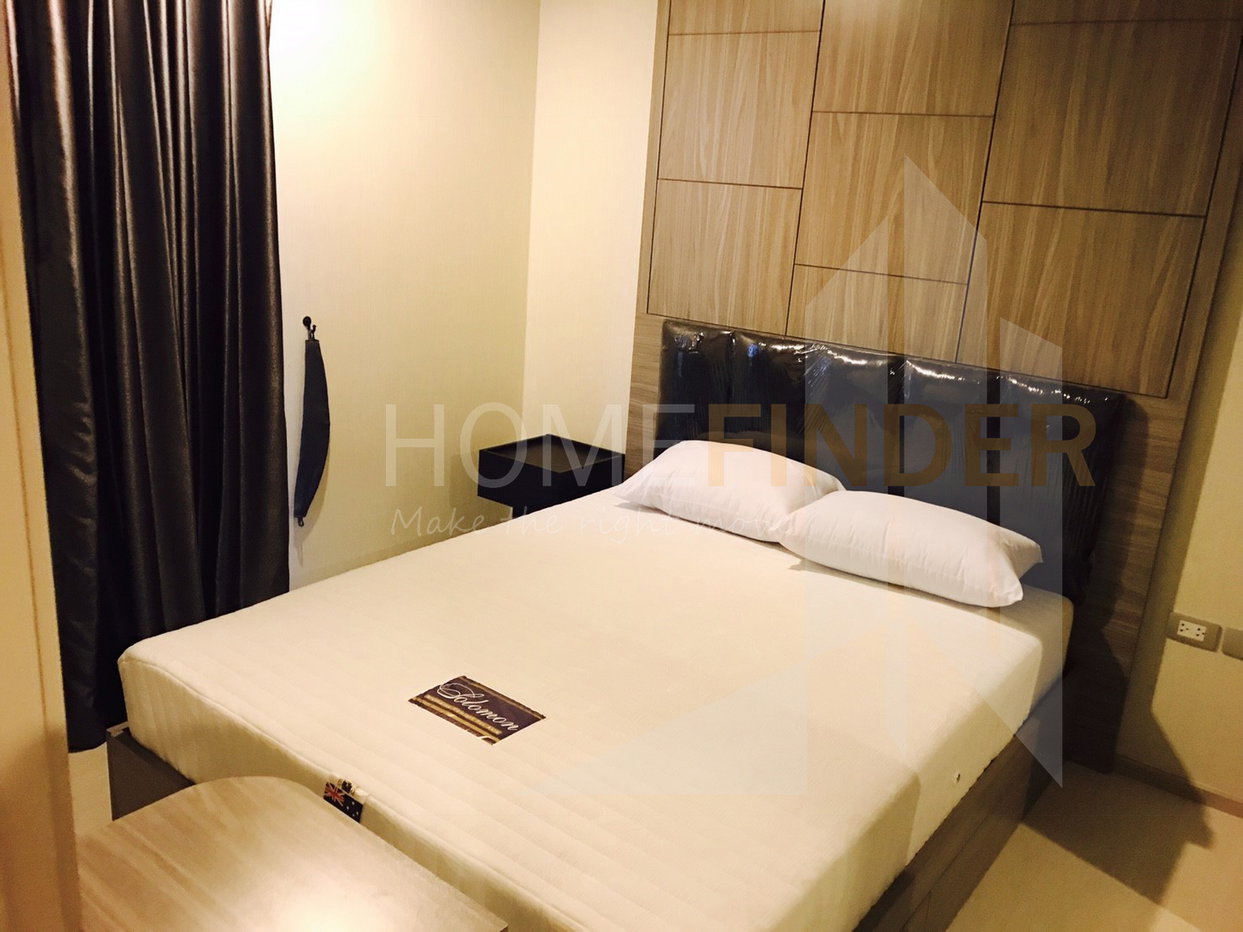 picture Rhythm Sukhumvit 36-38 1 bedroom, for rent - 7/11