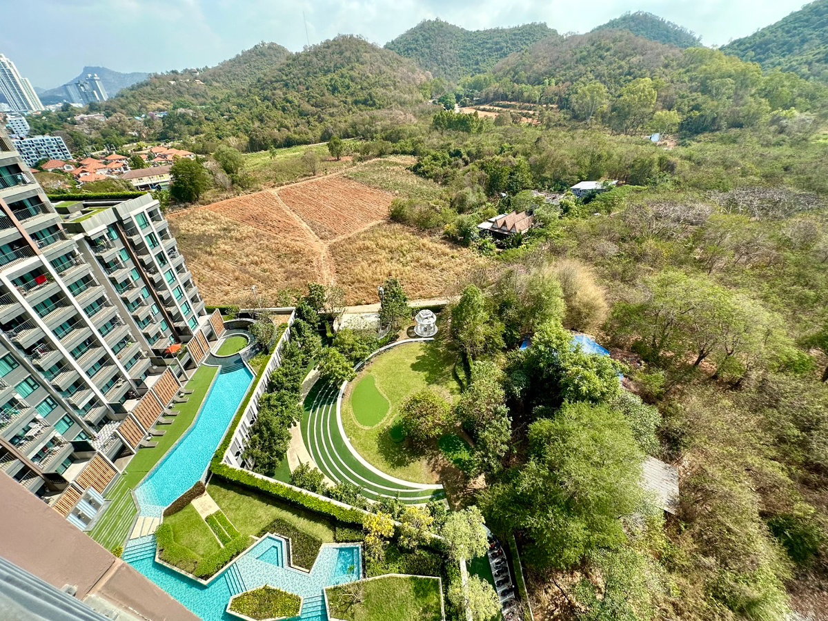 ชั้น 16 ✔️ วิวเขา สวยมาก 35ตรม ในราคาเพียง 10,000บาท✔️เฟอร์ครบ เครื่องซักผ้า