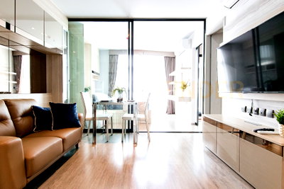 Condos for rent : RHYTHM Ekkamai 1 bedroom, for rent