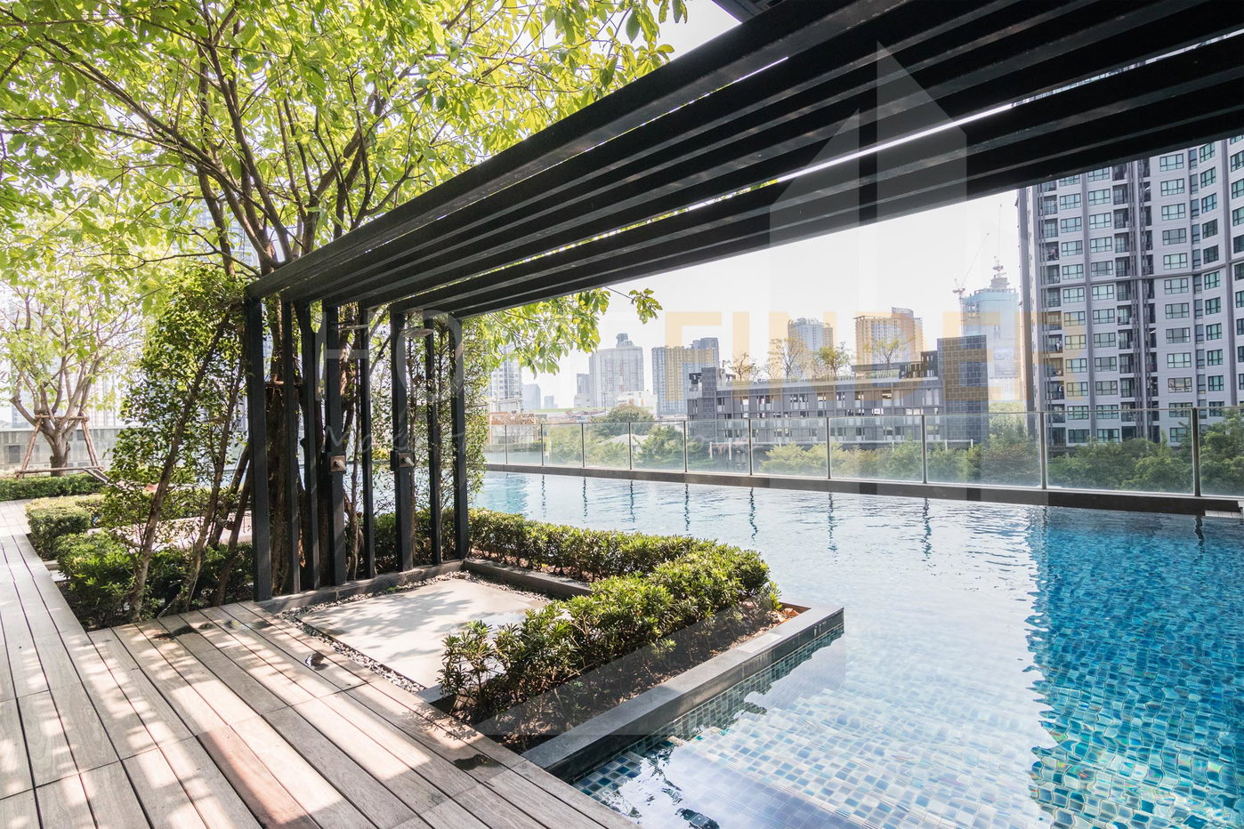 picture The Base Park East 1 bedroom, for rent - 8/9