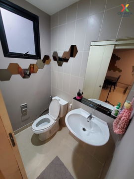 For Sale Townhouse/Townhome  , Baan Klang Muang Pinklao-Charan , Bang O , Bang Phlat , Bangkok , CX-84048 ✅ Live chat with us ADD LINE @connexproperty ✅ 