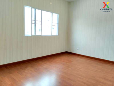 Townhouses for sale : FOR SALE townhome Lio Rattanathibet-Westgate , corner unit , wide frontage , MRT-Talad Bang Yai , Sao Thong Hin , Bang Yai , Nonthaburi , CX-05769 ✅ Live chat with us ADD LINE @connexproperty ✅ 