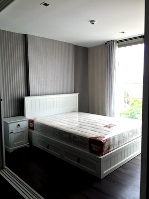 Condos for sale : Condo for sale Sari by Sansiri   fully furnished