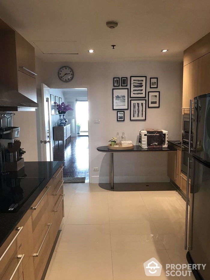 picture 3-BR Condo at Tower Park near ARL Makkasan (ID 1177218) - 7/21