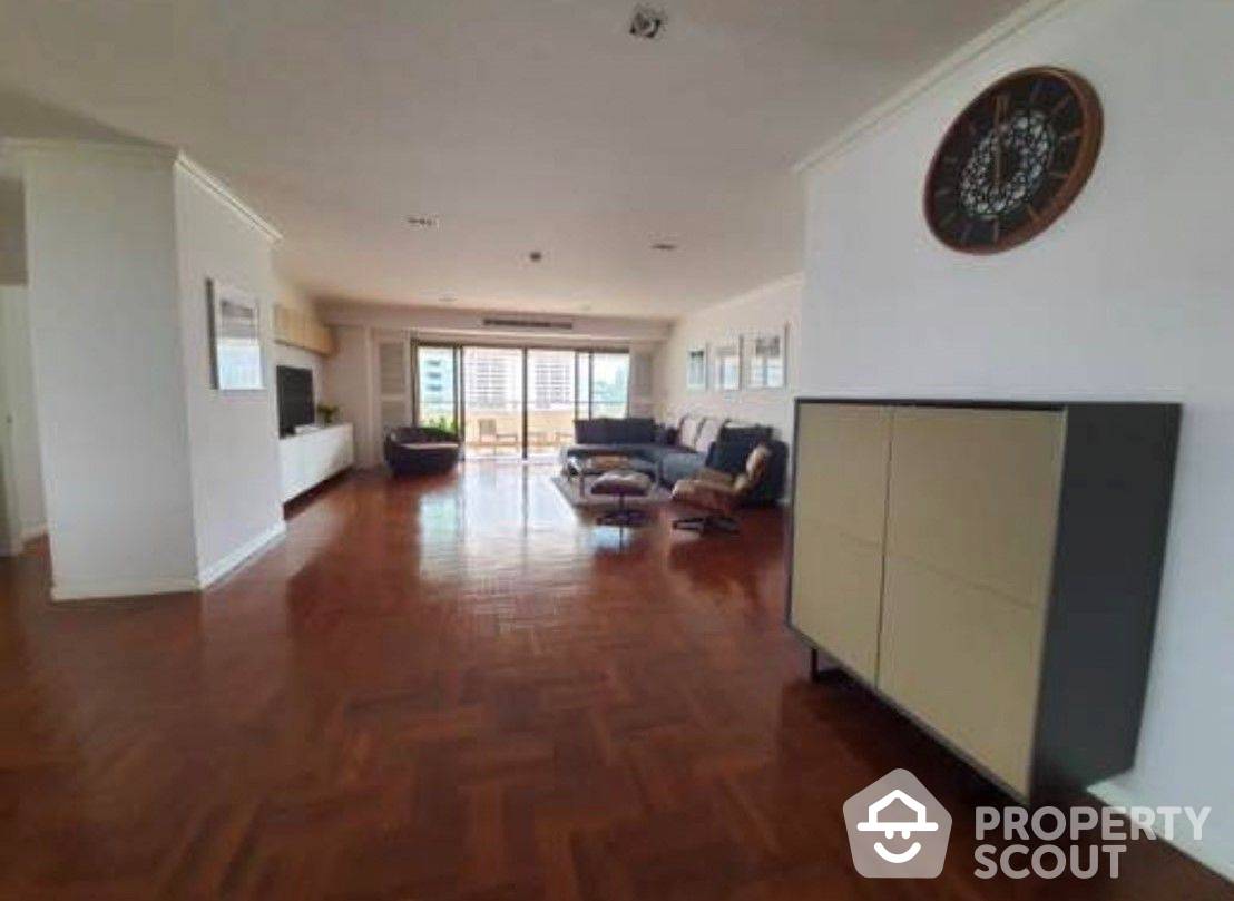 picture 3-BR Condo at Tower Park near ARL Makkasan (ID 1177218) - 4/21