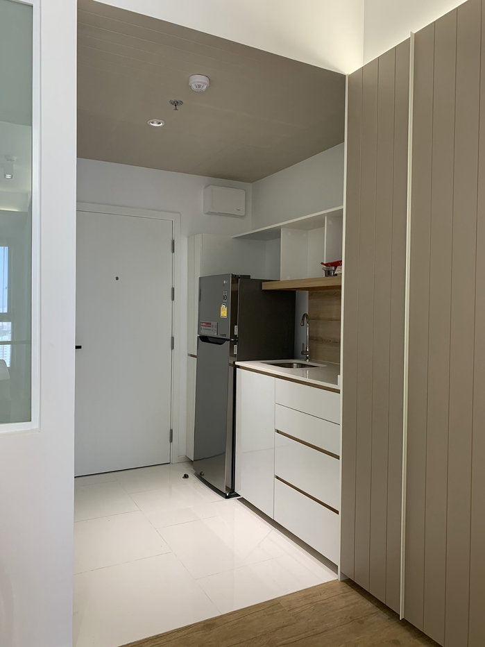 picture Triple Y Residence【𝐑𝐄𝐍𝐓】🔥 Modern style room, complete machine Wide space. 🔥 Contact Line ID: @hacondo - 5/9
