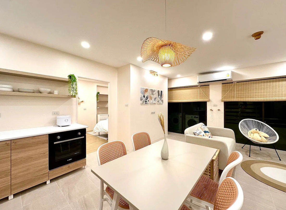 picture Saranjai mansion a newly renovated 2 bed 2 bath 70sqm near Nana Bts - 1/15