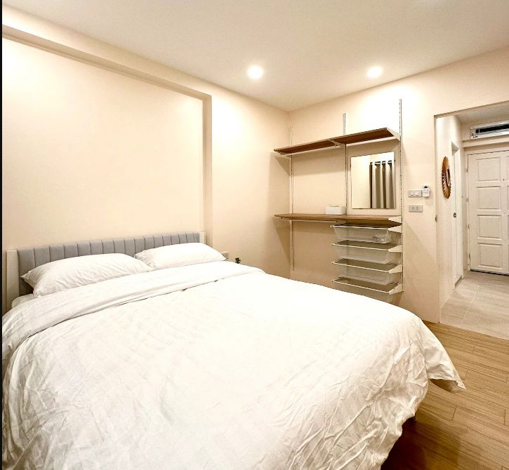 picture Saranjai mansion a newly renovated 2 bed 2 bath 70sqm near Nana Bts - 10/15