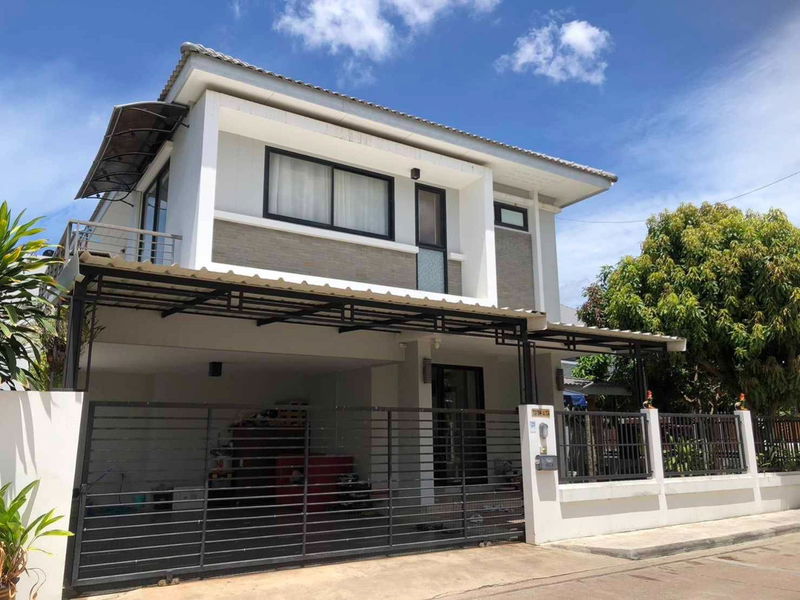 ขายบ้านเดี่ยว : ขาย บ้านเดี่ยว พัทยา ห่างจาก โรงเรียน นานาชาติ เพียง 5 นาที