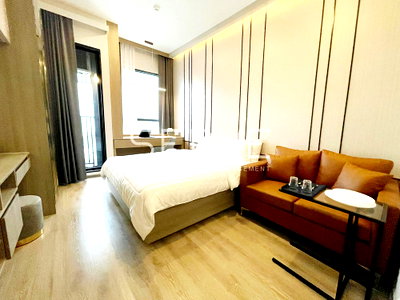 ขายคอนโด : Nice Room Corner Unit Studio with Partition Good Location  BTS ON Nut 650 m. / Condo For Sale-KnightsBridge Prime Onnut