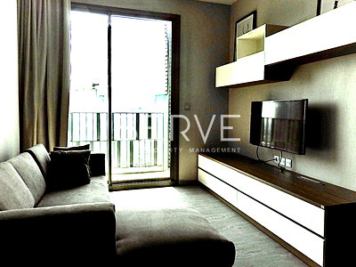 Condos for rent : Corner Unit 1 Bed with Bathtub 53 sq.m. High Fl. 20+ Good Location BTS Thong Lo 100 m. / For Rent-Keyne By Sansiri