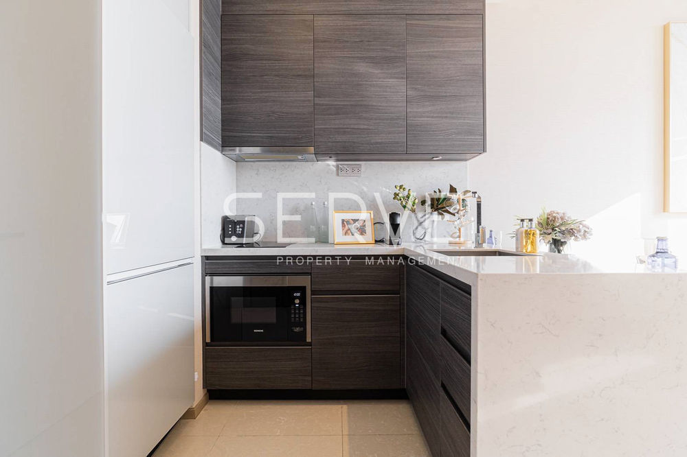 รูป Modern Style 1 Bed with Bathtub Good Location in Asoke Area MRT Sukhumvit 550 m. & BTS Asok 700 m.-The Esse Asoke (ดิ เอส อโศก) - รูปที่ 4/11