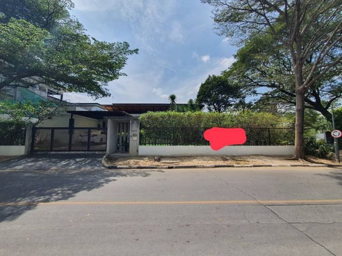 ขายบ้านเดี่ยว 5 ห้องนอน 716 ตร.ม. 179 ตร.ว. เบเวอร์ลี่ ฮิลส์ แจ้งวัฒนะ