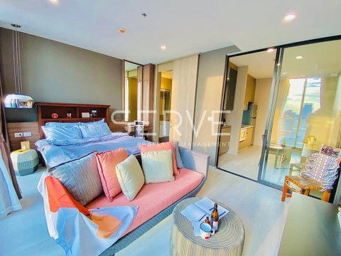 Studio with City View of Bangkok, Next to BTS Phloen Chit & Central Embassy / For Rent-Noble Ploenchit