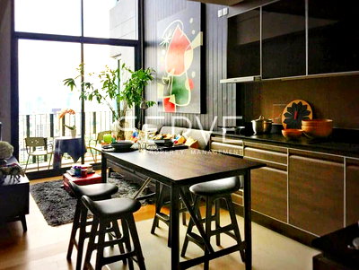 Condos for sale : Duplex 2 Beds 2 Baths with Bathtub High Fl. 20+ Good Location BTS Thong Lo 100 m. / Condo For Sale-Keyne By Sansiri