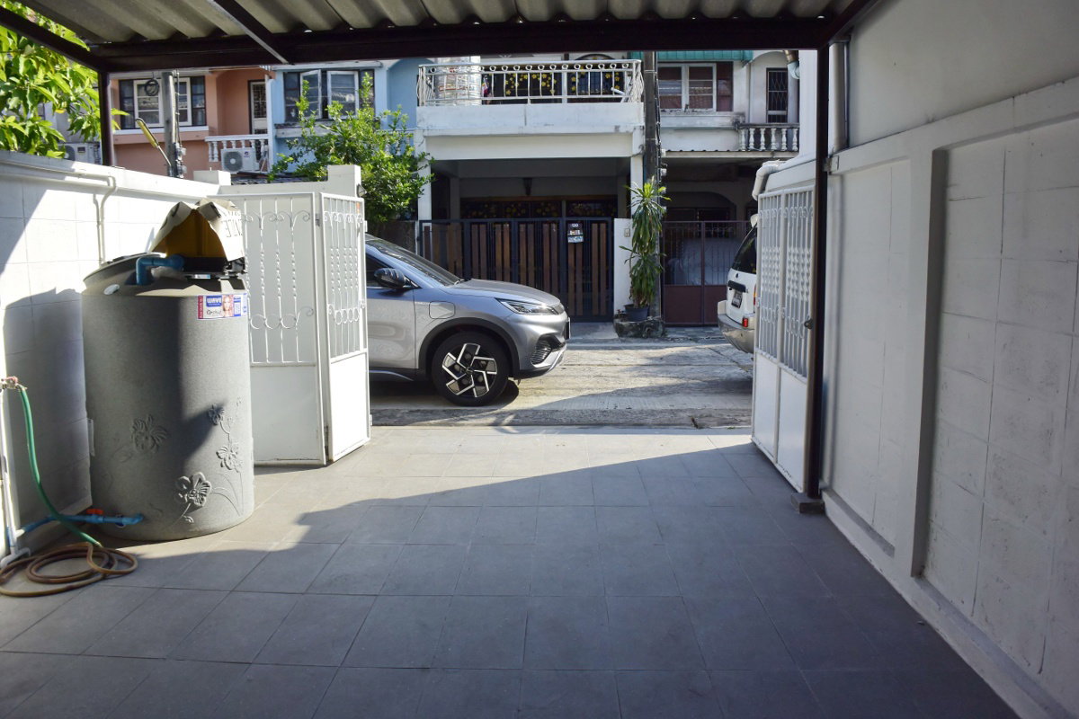 รูป  ให้เช่า  ท/ฮ รัตนาธิเบศร์ 15 ปรับปรุงรงใหม่   (ติด MRT บางกระสอ สายสีม่วง  200 เมตร) - รูปที่ 2/17