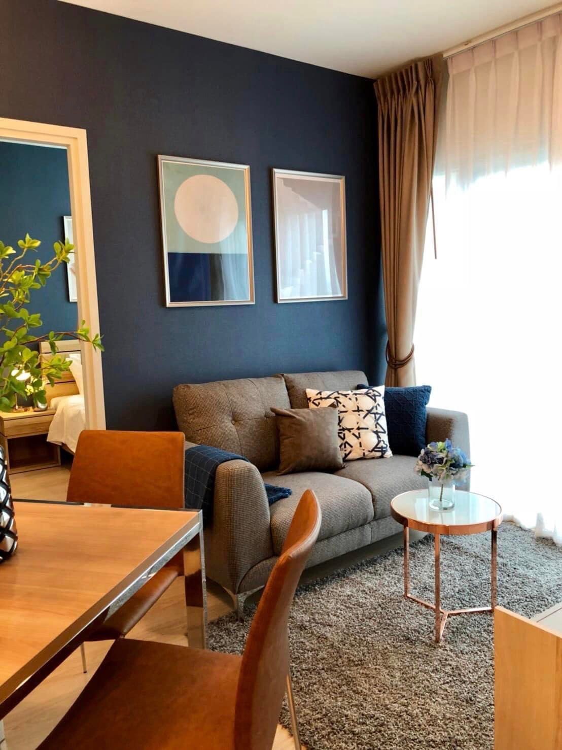 Condo for sell :Noble Revolve Ratchada 2 2 Bed 1 Bath Nice decorated Fully furnished near MRT Cultural center