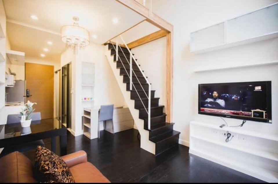 รูป For rent : Pet friendly, Ashton Morph Sukhumvit 38 , Duplex type 40 Sq.m, Rental price 28,000 Baht Negotiable. - รูปที่ 1/13