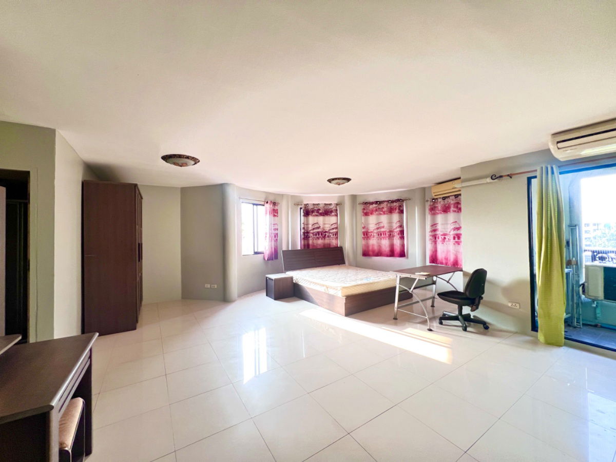 รูป ปล่อยเช่าห้อง‼️ฌ็องเซลิเซ่ ติวานนท์ คอนโดมิเนียม ขนาด 60 ตร.ม. 1 นอน 2 น้ำ พร้อมเครื่องใช้ไฟฟ้า ขนาดห้องนอนใหญ่ตึกแรกวิวสวย ทิศใต้ - รูปที่ 4/13