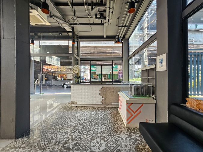 LTH9930 – Commercial FOR RENT in Sukhumvit 62/3 size 30 Sq. M. Near BTS Punnawithi Station ONLY 60K/Month