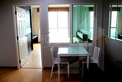 Condos for sale : Life @ Sukhumvit 1 bedroom, for sale