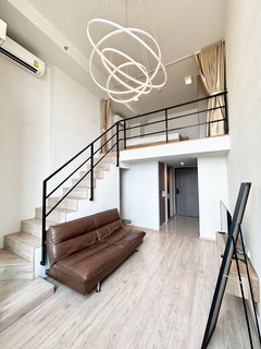 รูปภาพ ideo new rama9 ชั้น19 วิวสวย เฟอรดี