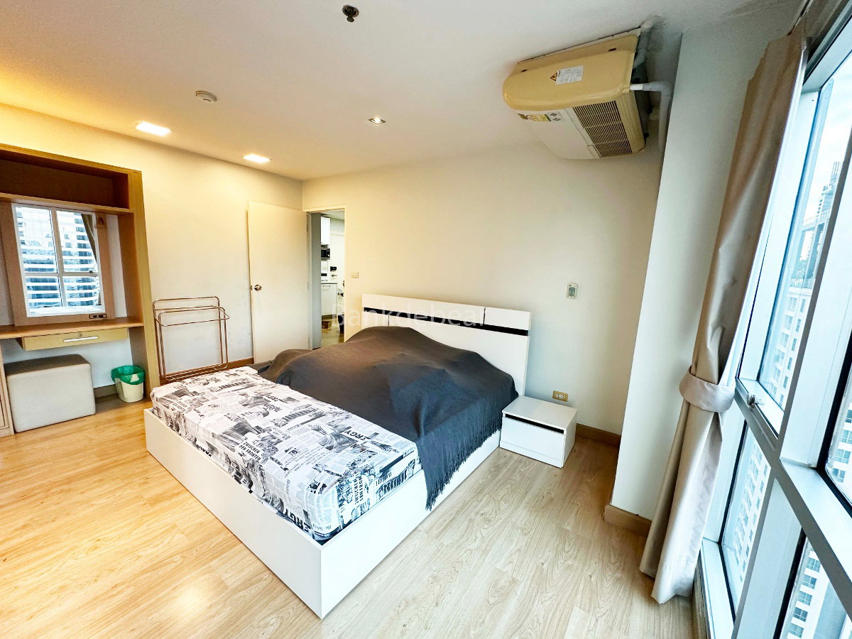 picture Condo for Rent (Silom Suite), 21 Fl., 1 Bed, 1 Bath, Next to BTS Saint Louis - 2/14