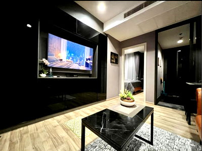 Condos for rent : for rent The Line Jatuchak. 1bed 35sq.m. Line id: @pfagent