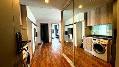 Condos for sale : Condo for sale, Wire Ratchada 19, decorated with built-ins, near MRT Ratchada, contact 062-262-5946.