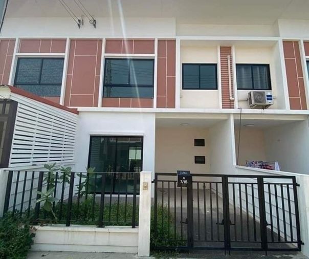 🏡P.ขายทาวน์โฮม 2 ชั้น  JSP City  โครงการเจทาวน์ รังสิต-คลอง1 เยื้องกับตลาดน้ำนครรังสิต (S-TA003) 