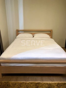 Studio with Partition 28 sq.m. Nice Room Good Location Close to BTS Phrom Phong 500 m. / Rent-Noble Around 33