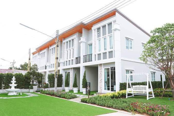 Townhouses for rent : English Style Townhome 4beds 2baths for rent in South Pattaya Kaotalo