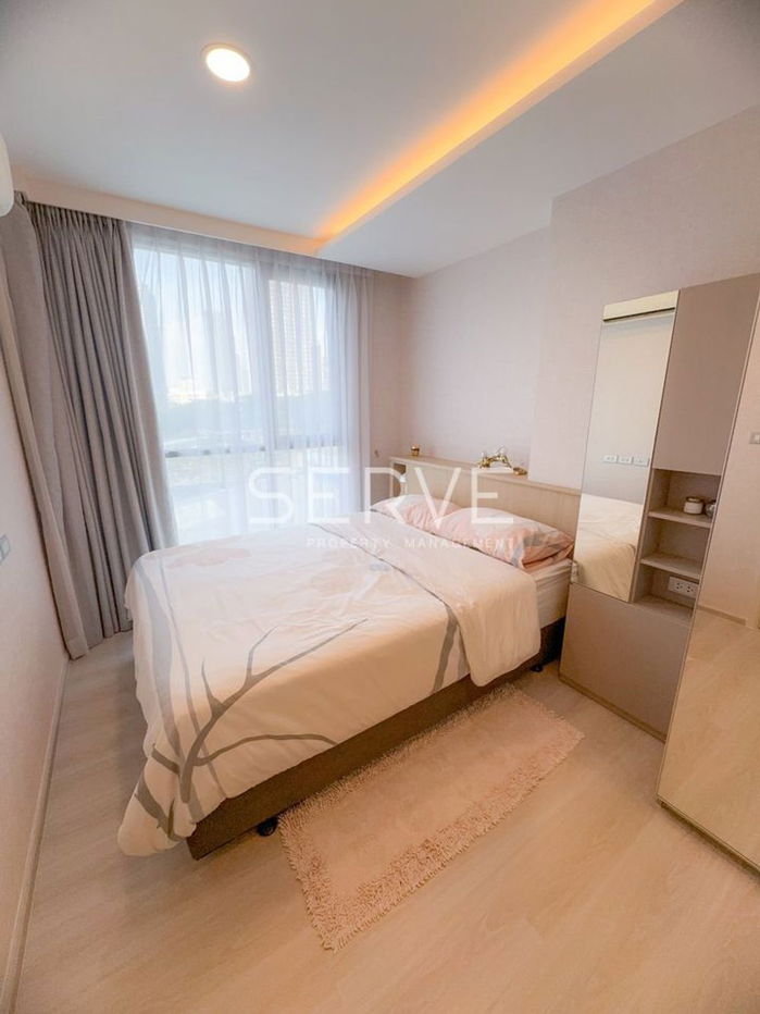 picture 1 Bed with Bathtub 36 sq.m. Large Room Good Location BTS Thong Lo 850 m. and Shuttle Bus to BTS-Vtara Sukhumvit 36 - 2/10