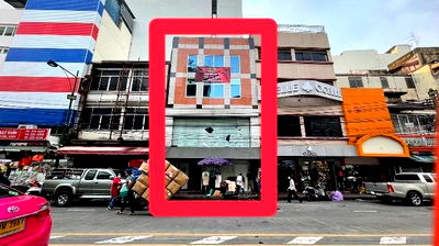 Retail spaces for rent Ratchawong Road  : Space For Rent, Whole Building or Just only 1st Floor 