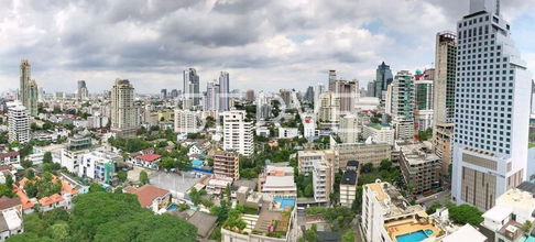 1 Bed 1 Bath Large Room Good Location BTS Asok 250 m. & MRT Sukhumvit 200 m. / For Rent-Edge Sukhumvit 23