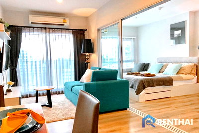 Condos for sale : For Sale : Centric Sea Condo Pattaya, Great location close to the beaches and the mall